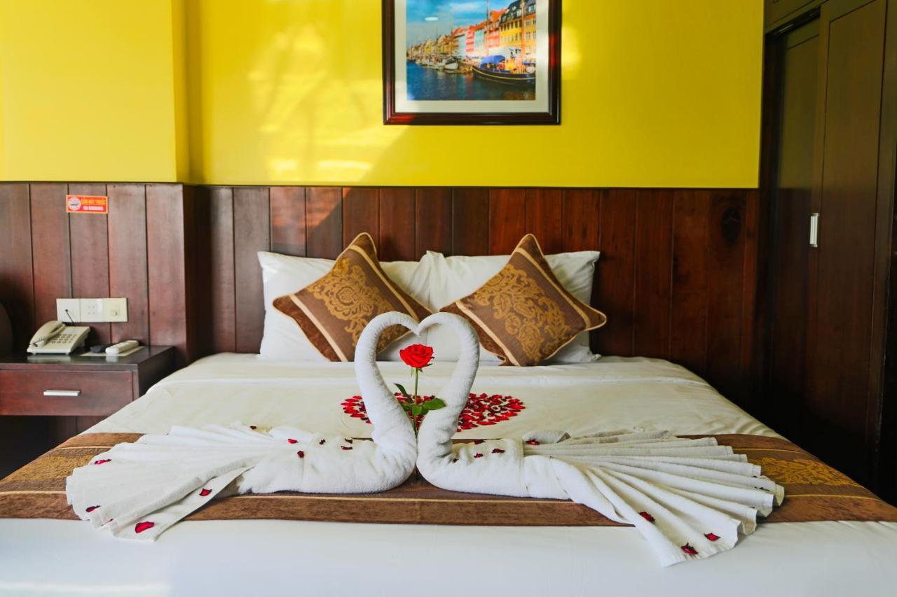 Melyna Hotel Nha Trang Exterior photo